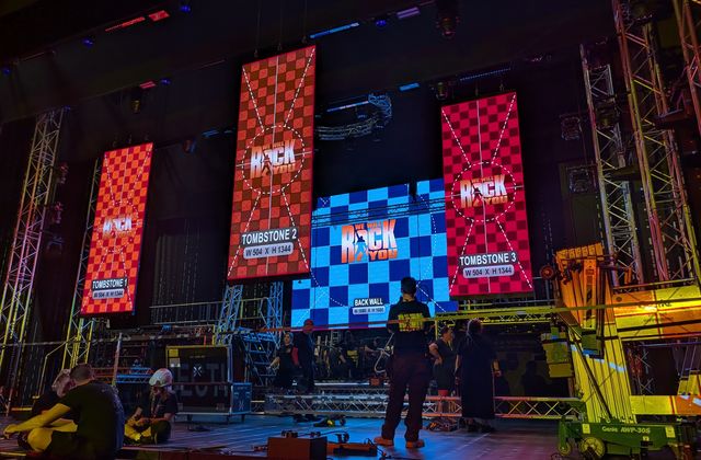 LED wall installation and test patterns
